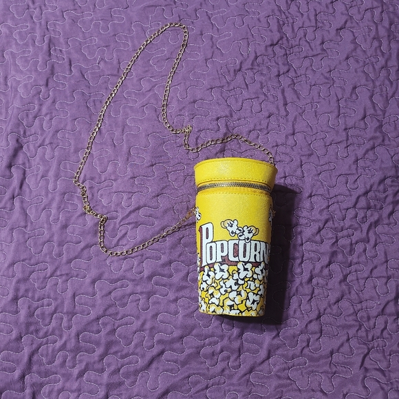 Popcorn Purse - Picture 3 of 4